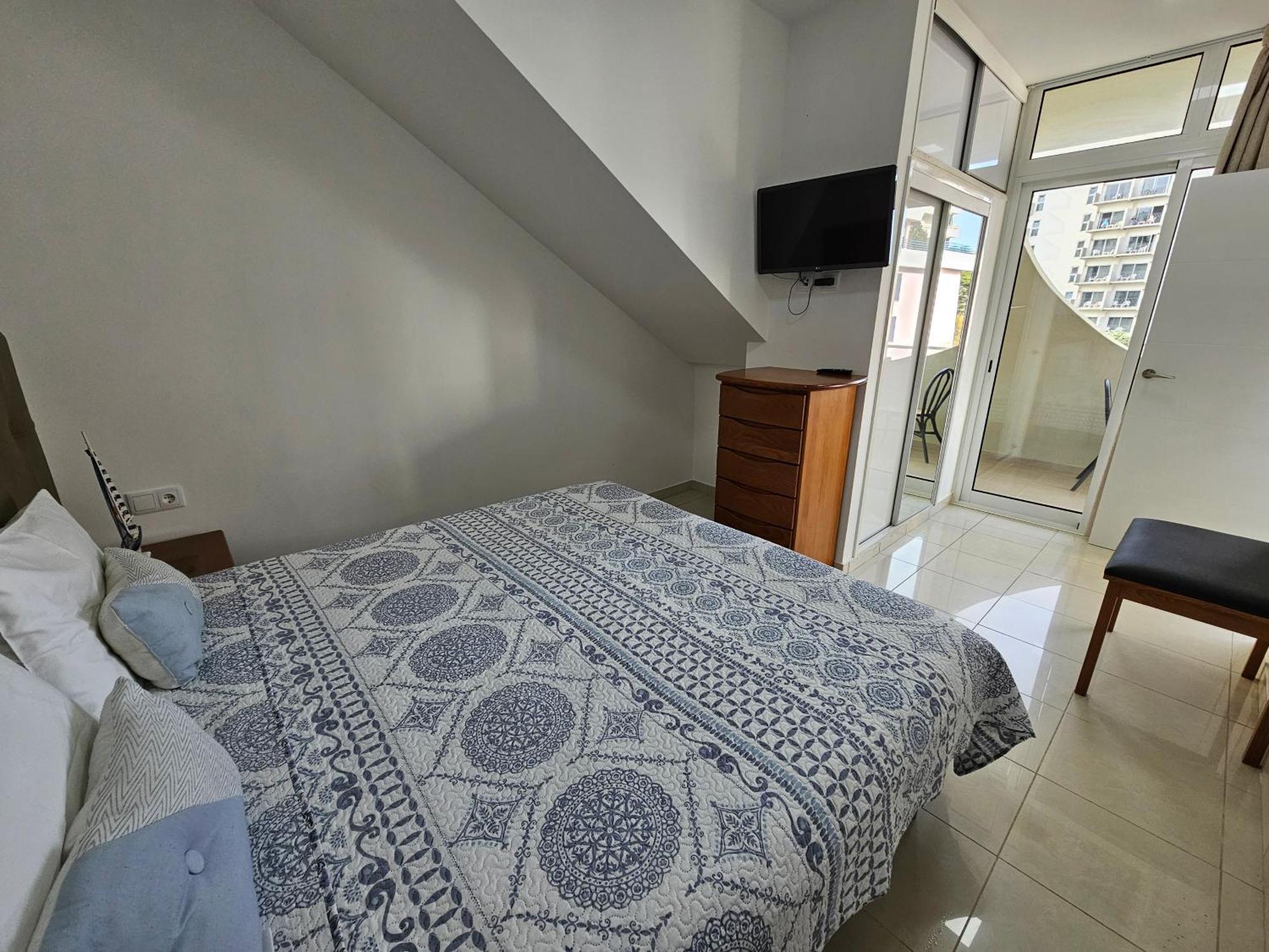Apartamentos Navio Azul Funchal  Zimmer foto